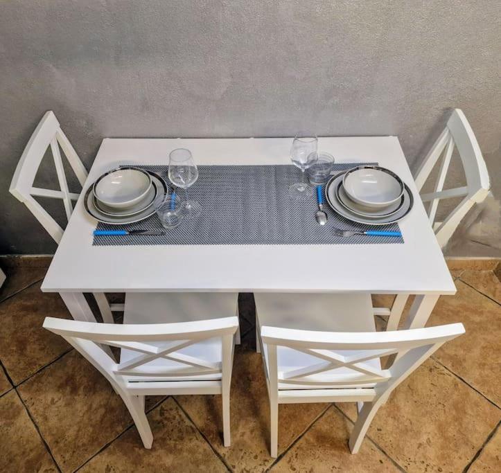 קליארי Casa Vacanza Castello מראה חיצוני תמונה
