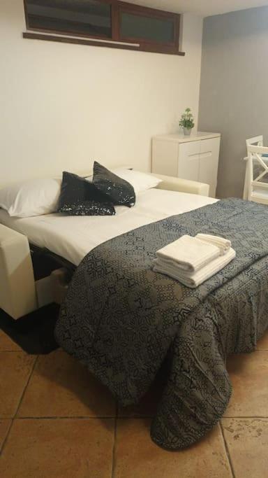 קליארי Casa Vacanza Castello מראה חיצוני תמונה